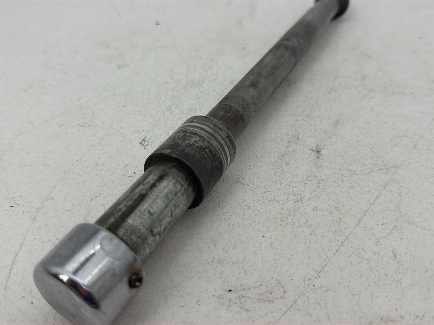 1984 - 1998 Harley-Davidson Touring Electra Glide Classic Front Wheel Axle Bolt Shaft 43346-83B