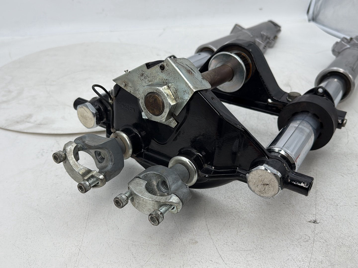 1999 - 2006 Harley-Davidson Touring Electra Glide Ultra Front Triple Tree Set & LH RH Fork Legs Sliders 45435-95 , 46496-00A