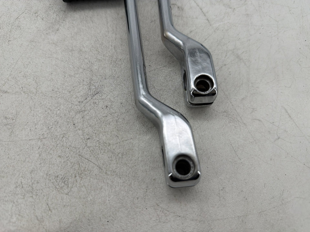 2012 Harley Electra Glide Touring Ultra OEM Gear Shifter Lever Pedal Pedals