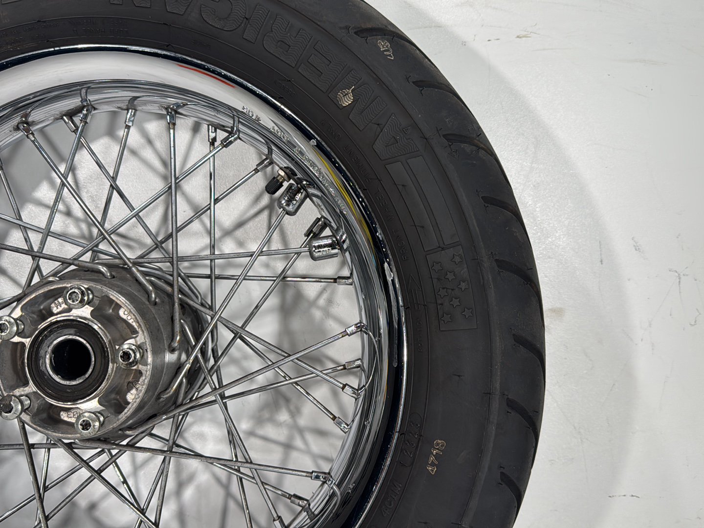 2005 Harley Electra Glide Touring Ultra FLHTCUI OEM Front Wheel Rim Tire Spoked