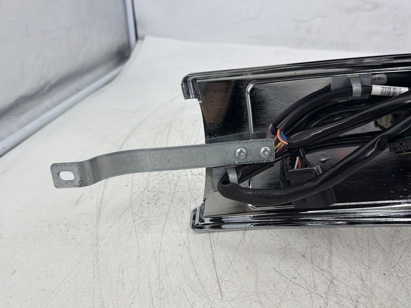 2016 Harley Road King Touring FLHR OEM Fuel Gas Tank Dash Console NOKey