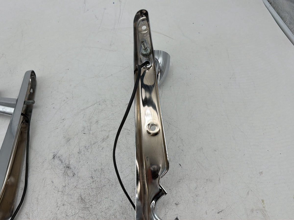 2006 Harley Sportster 1200 Custom XL1200C OEM Rear Left Right Fender Struts Bracket & Turn Signal