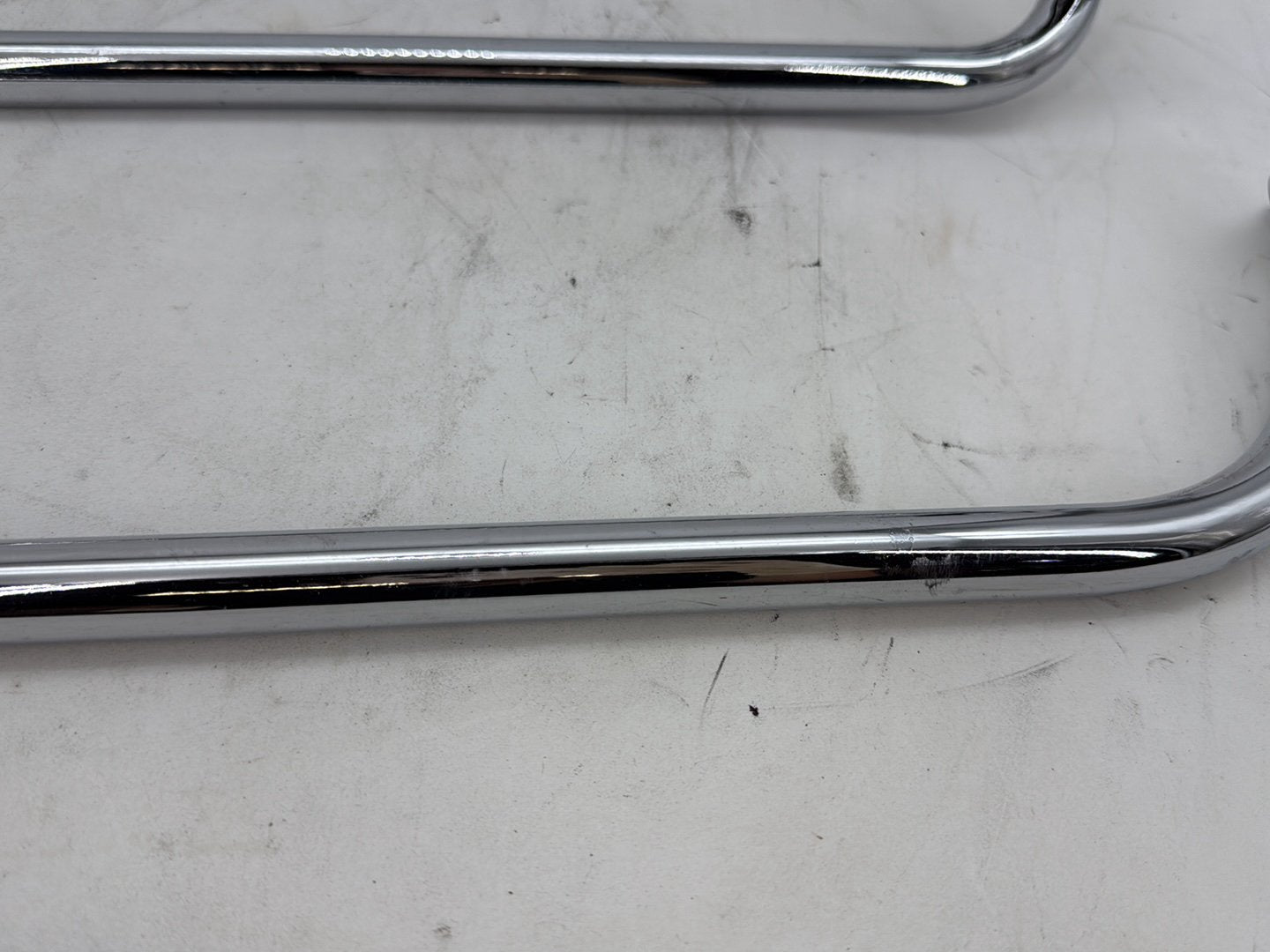 2007 Harley Street Glide Touring FLHX OEM Rear Left Right Saddlebag Guard Rails Bar