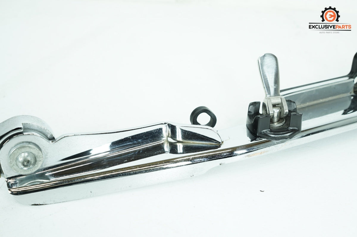 2010 Harley-Davidson Touring FLHTCU - Passenger Left & Right Foot Pegs