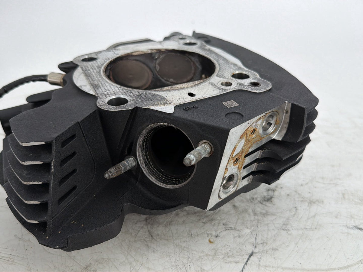 2017 Harley Touring FLHXS Street Glide OEM Rear Twin Cam Engine Cylinder Head