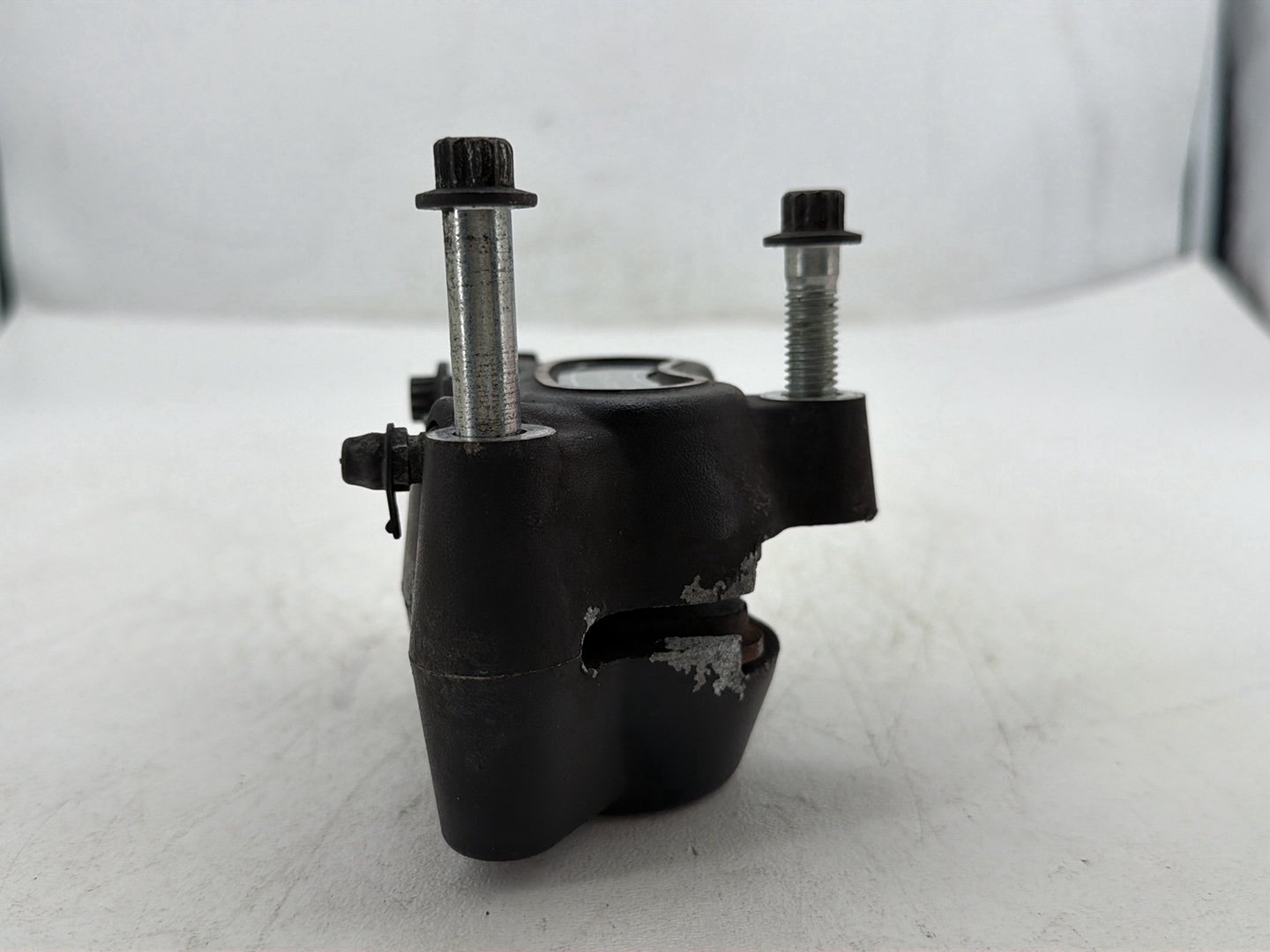 2009 Harley Dyna Street Bob FXDB OEM Front Left 1 Brake Caliper