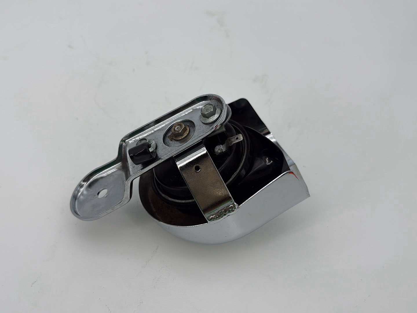 2003 Harley Sportster XL1200C 1200 Custom Anniversary OEM Horn Signal Klaxon Chrome Cover