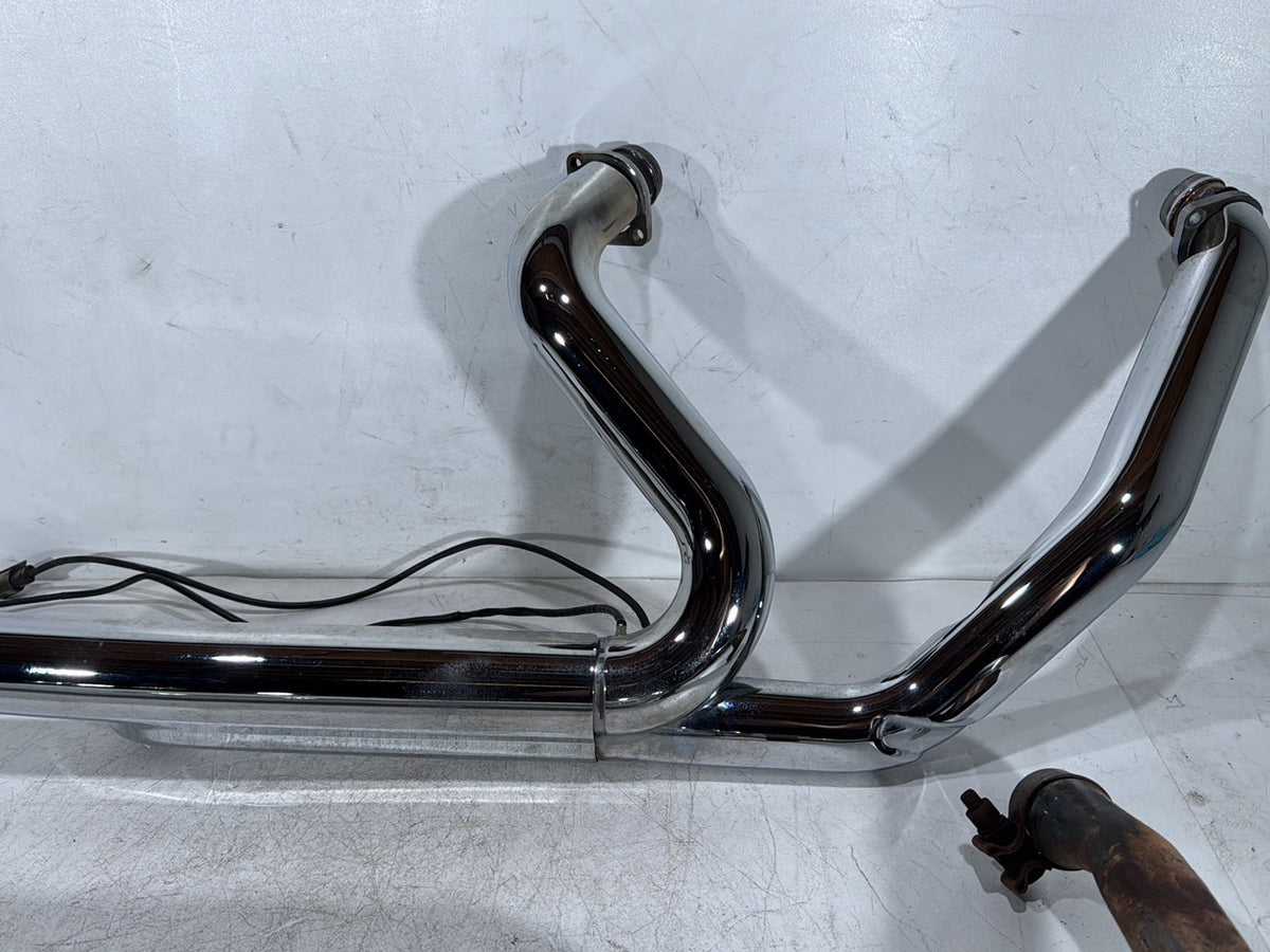 2011 Harley Electra Glide Touring Ultra OEM Exhaust Header Pipes Muffler