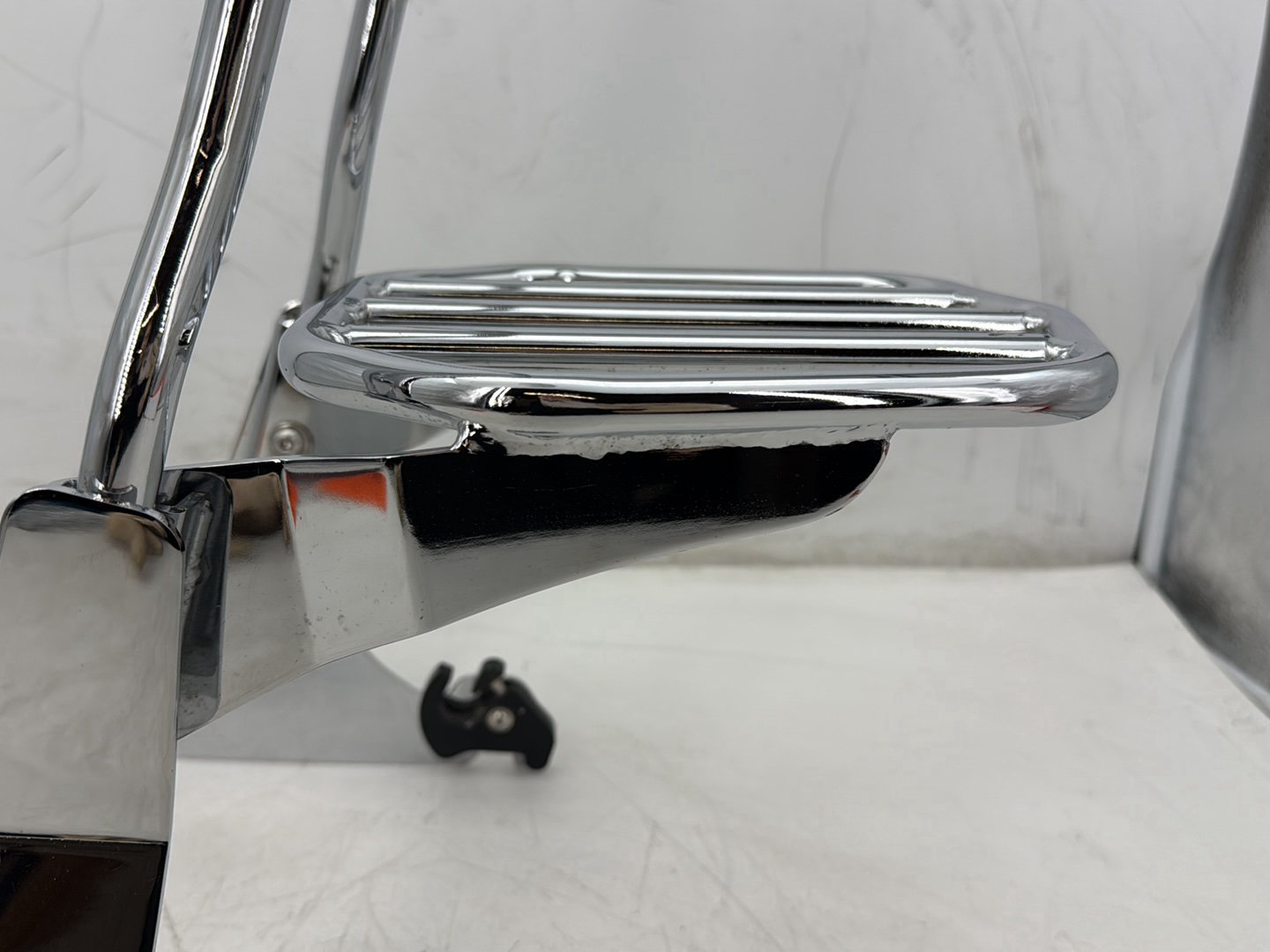 2010 Harley Dyna Fat Bob FXDF OEM Rear Back Sissy Bar Rail Sissybar