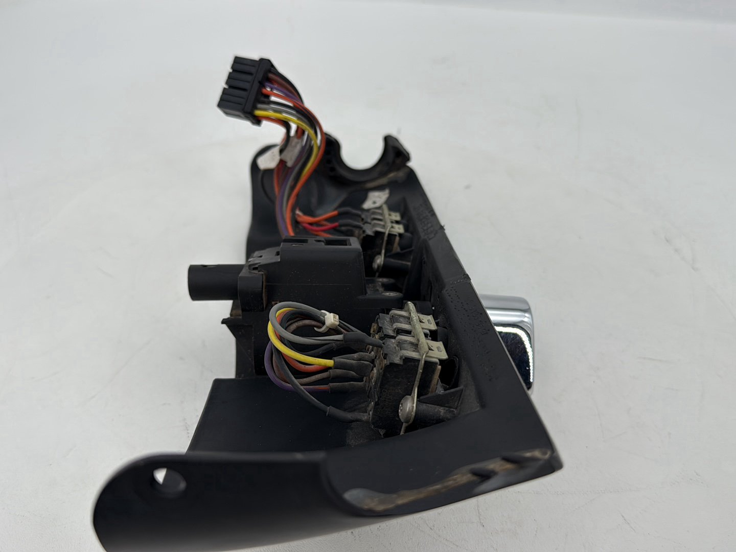 2007 - 2011 Harley-Davidson Touring Electra Glide Ultra Dash Ignition Cap Switch Lockset NO Key 71572-06