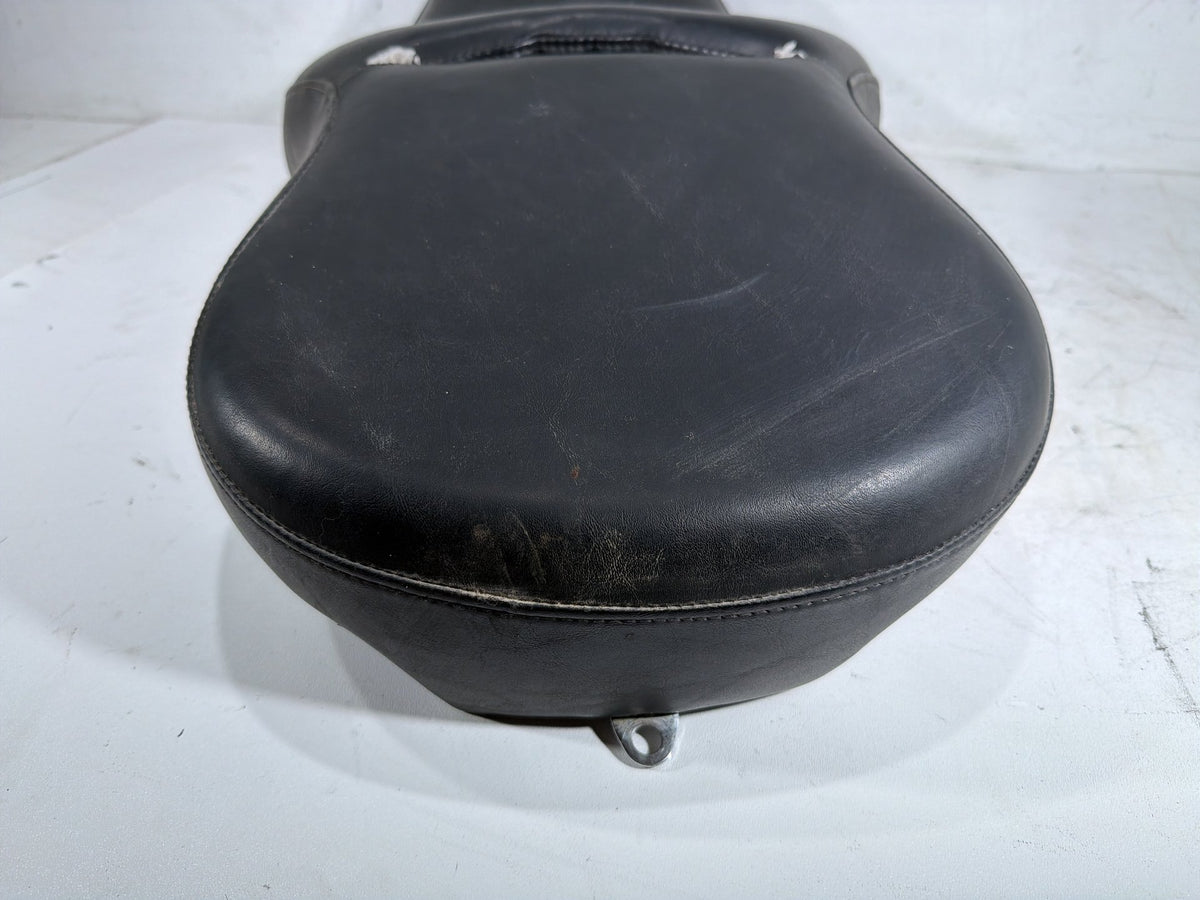 2004 Harley Electra Glide Touring Ultra OEM Passenger Rider Driver Seat Saddle