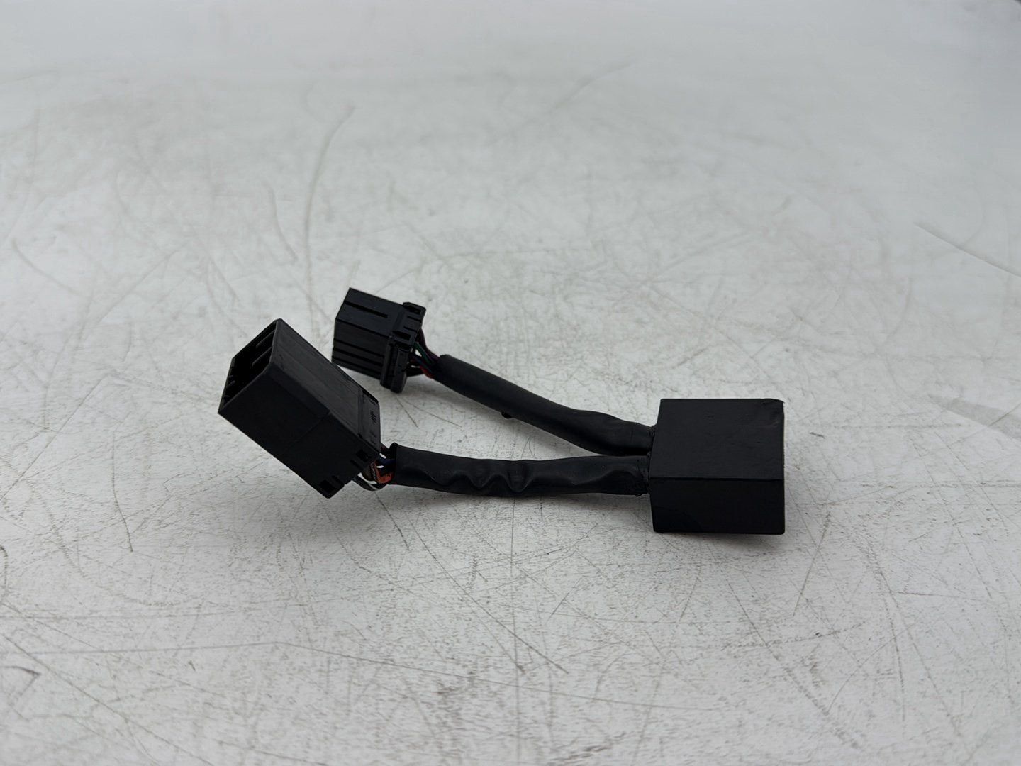 2008 Harley Electra Glide Touring Ultra FLHTCUI OEM Tail Lamp Running Light Module Equalizer