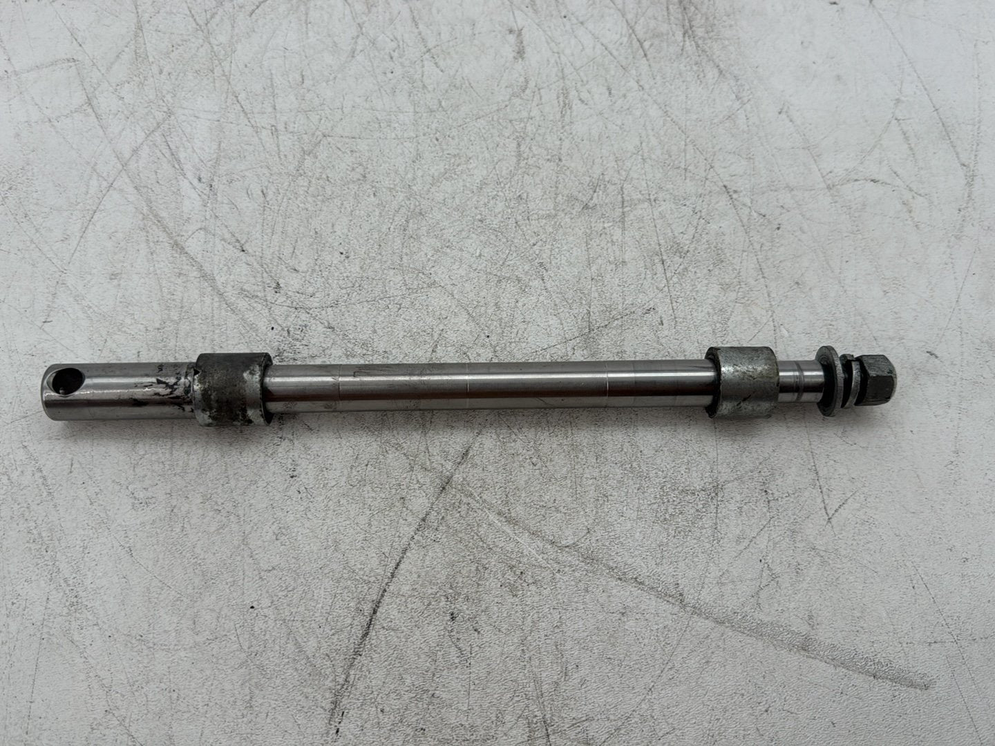2003 Harley Dyna Wide Glide FXDWG OEM Front Wheel Axle Bolt Shaft