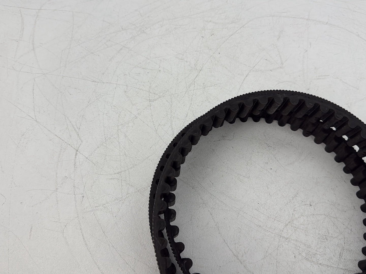 2015 Harley Touring FLHXS Street Glide OEM Rear Drive Belt 40024-09 140T 1"