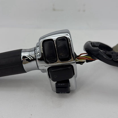 2007 - 2012 Harley-Davidson Touring Street Glide Left Turn Signal Headlight Switches Controls 71682-06