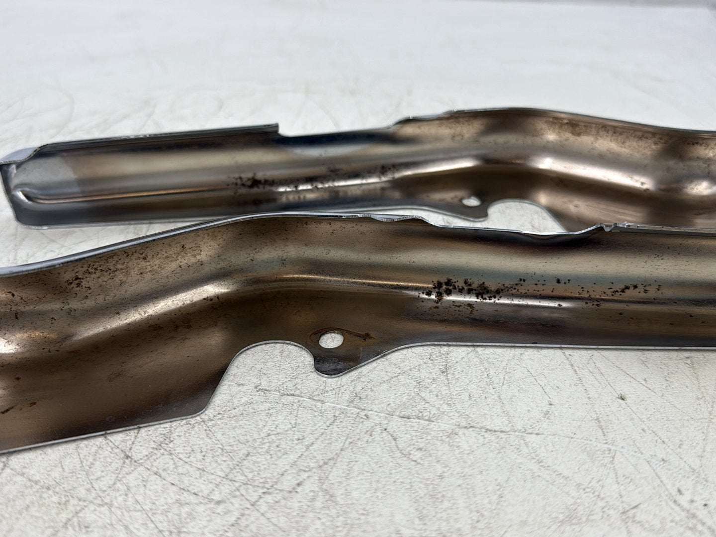 07 Harley Touring Electra Glide Ultra OEM Rear Left Right Fender Struts Bracket