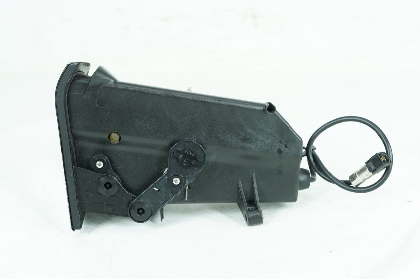 2008 - 2016 Harley-Davidson Touring Electra Glide Ultra Storage Media Compartment Glove Box 76000117