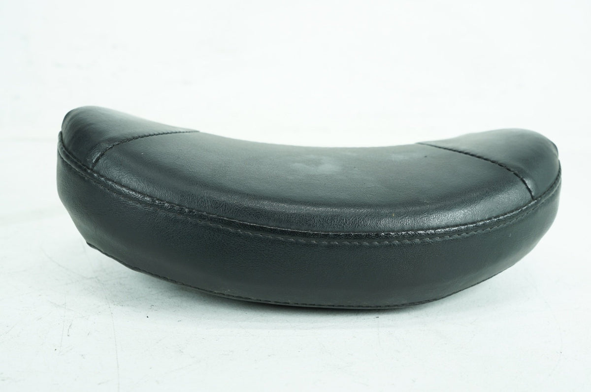 02 Harley Touring FLHR Road King Classic OEM Rear Passenger Backrest Cushion Pad