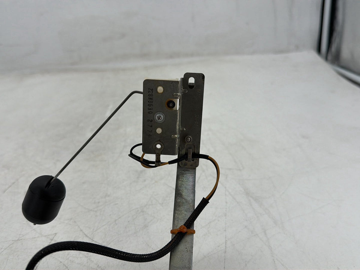 2005 Harley Softail Fat Boy FLSTF OEM Fuel Pump Gas Gasoline Petrol Sending CARB
