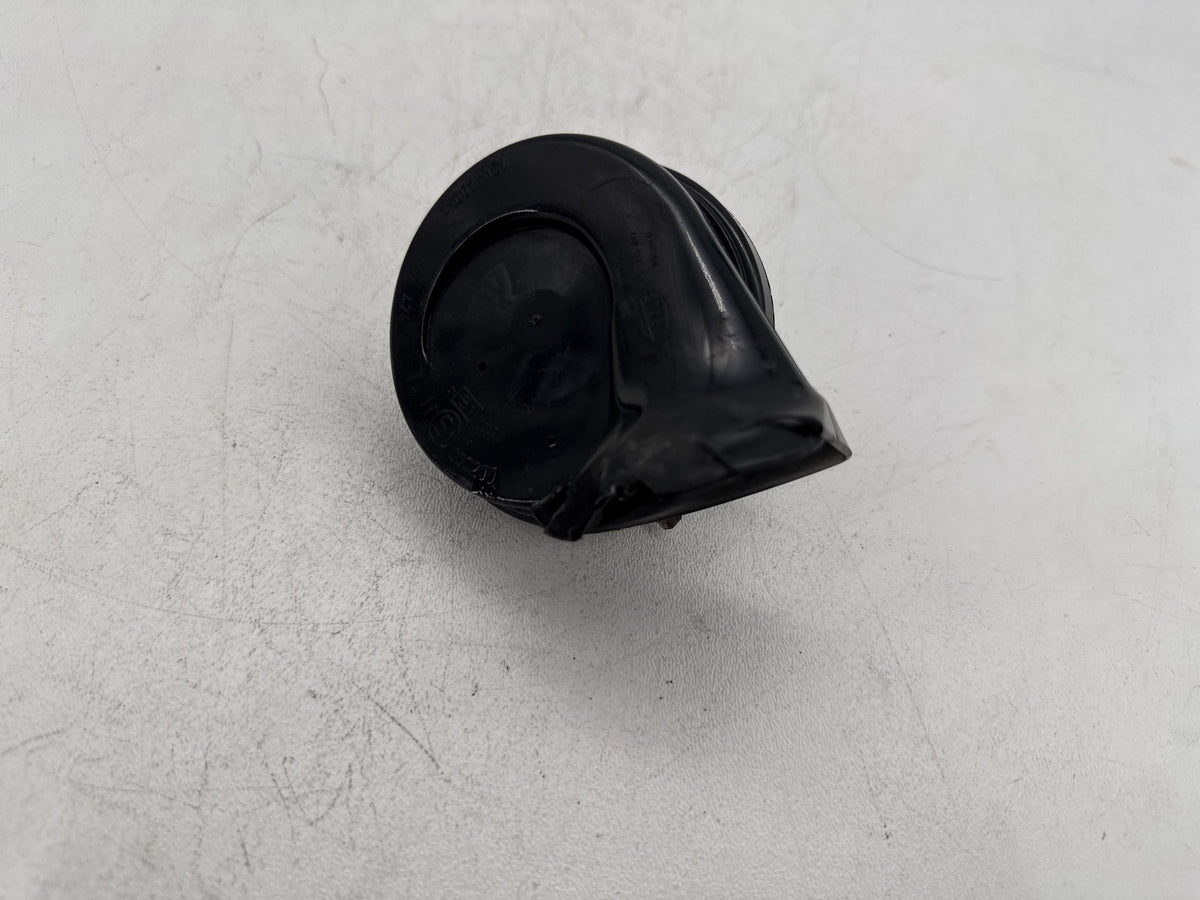 2008 Harley Dyna Fat Bob FXDF OEM Signal Horn Klaxon Beep * CRACKED *