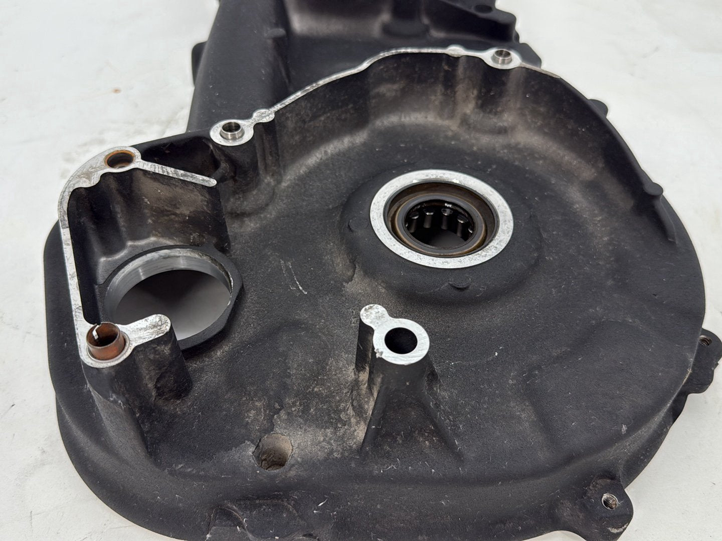 2007 Harley Street Glide Touring FLHX OEM Inner Primary Clutch Cover