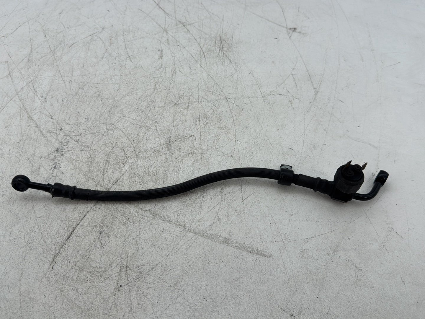 2003 Harley Dyna Wide Glide FXDWG OEM Rear Brake Hose Line Pipe