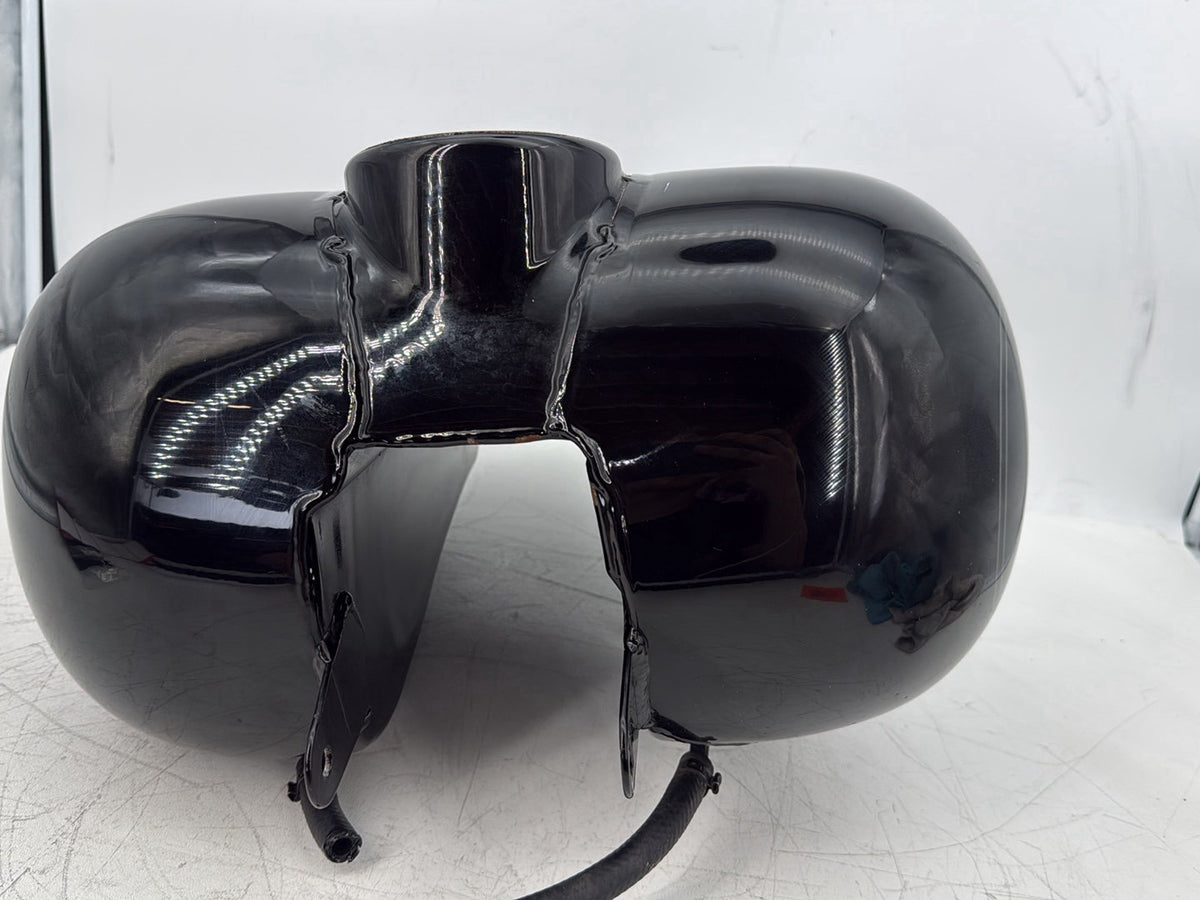 04 Harley Touring Electra Glide OEM Fuel Gas Tank Gasoline Reservoir * DENTED *
