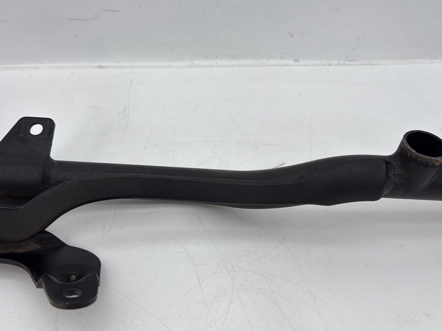 2006 Harley Sportster XL883C 883 Custom OEM Exhaust Muffler Interconnect Bracket Support Bar