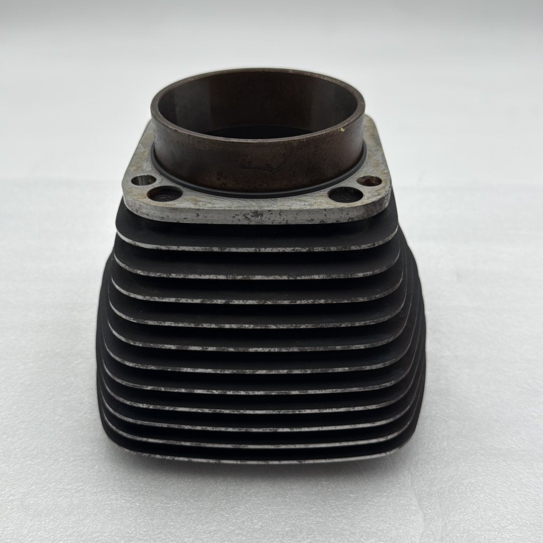 1999 - 2006 Harley-Davidson Touring Road King Engine Cylinder 16526-99