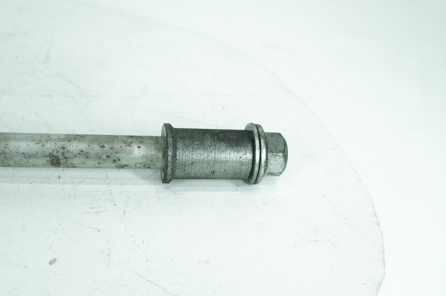 1999 - 2006 Harley-Davidson Softail Deuce Rear Fork Swingarm Pivot Bolt Shaft 47610-00