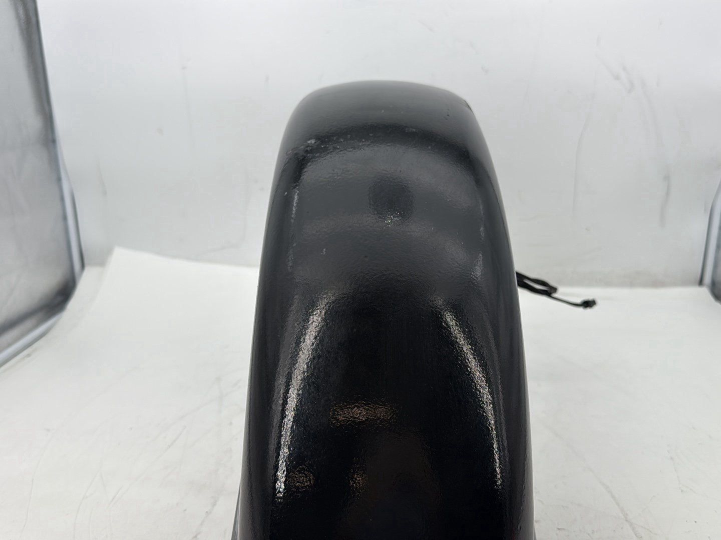 2011 Harley Electra Glide Ultra FLHTK OEM Front Wheel Fender Shell Panel