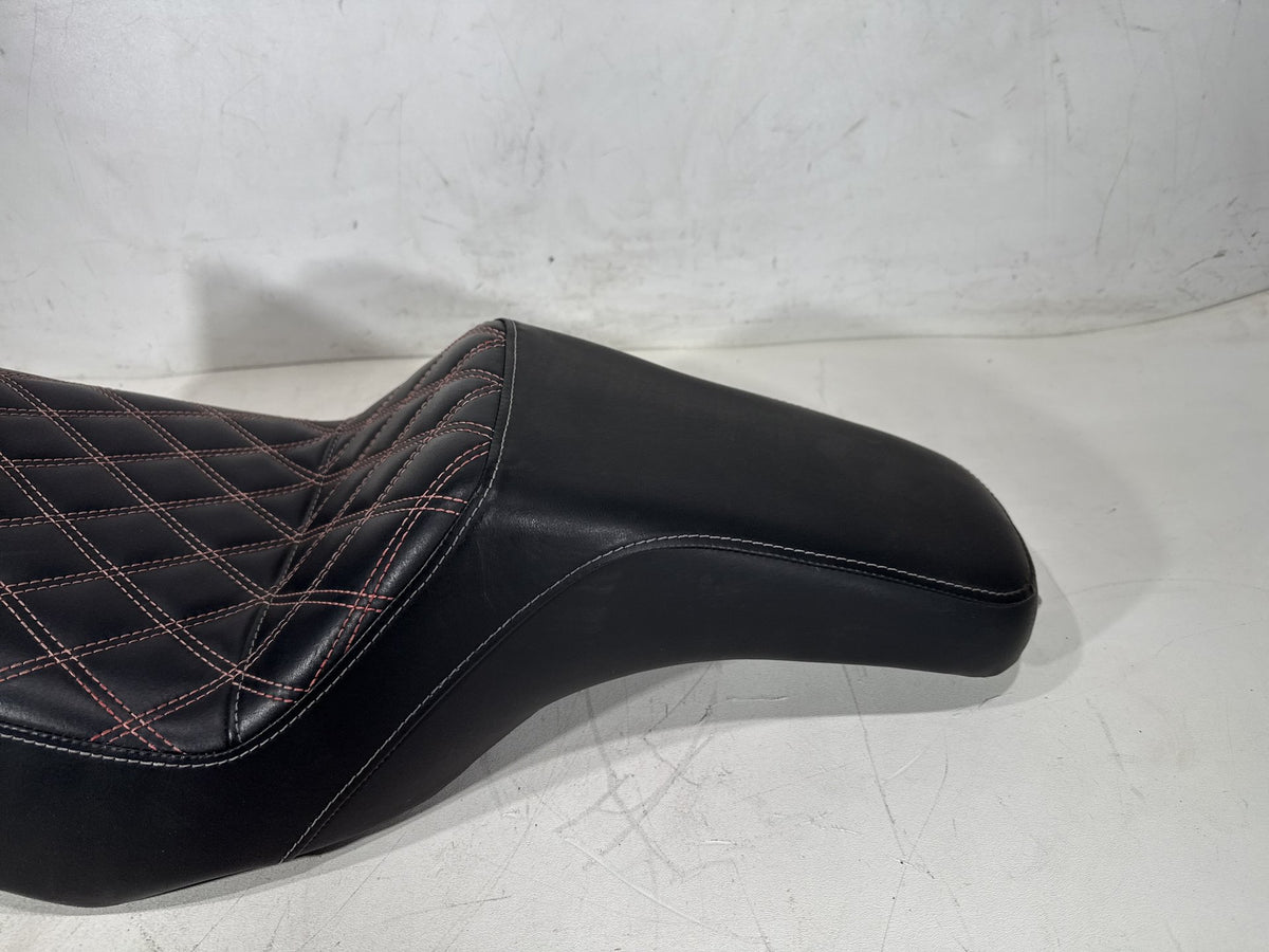 2016 Harley Dyna Fat Bob FXDF 103 OEM Passenger Rider Driver Seat Saddle