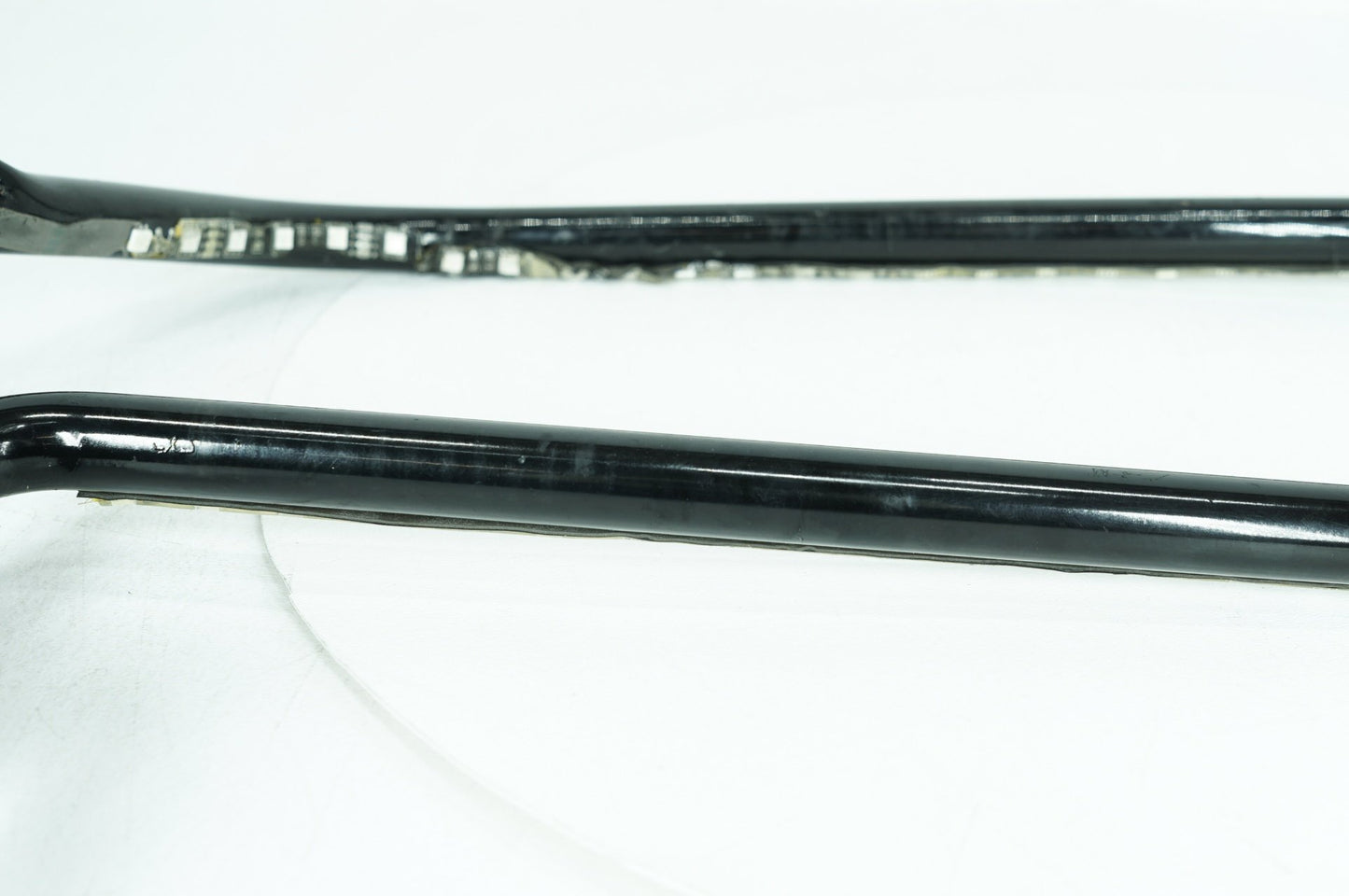 2007 - 2016 Harley-Davidson Touring Street Glide Rear Left Right Saddlebag Guard Rails Bar 90200549