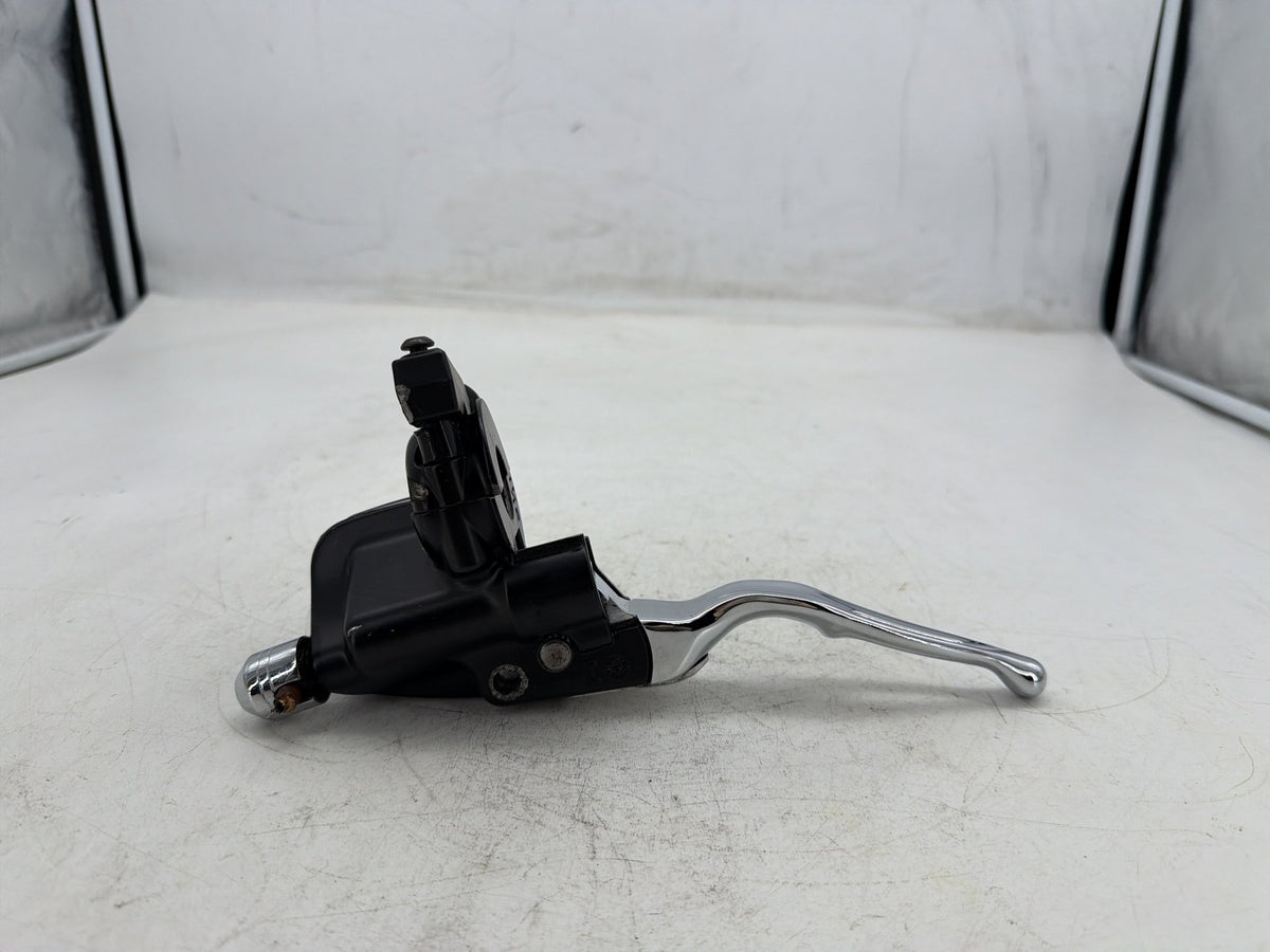 2004 Harley Electra Glide Touring Ultra OEM Front Right Brake Lever Master Cylinder