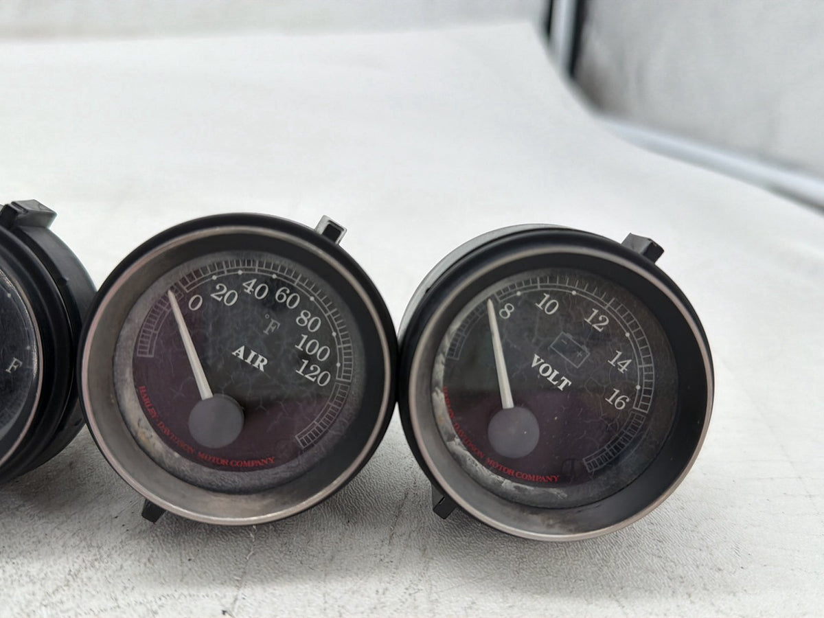 05 Harley Electra Glide Touring Ultra Air Oil Volt Fuel Tacho Speedo Gauges 45K