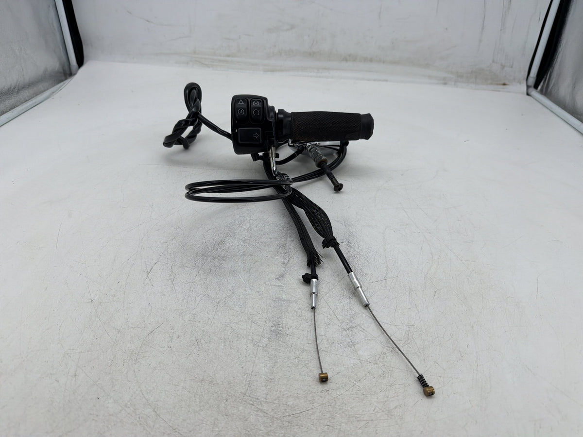 2017 Harley Dyna Street Bob FXDB OEM Right Engine Start Kill Switches Controls