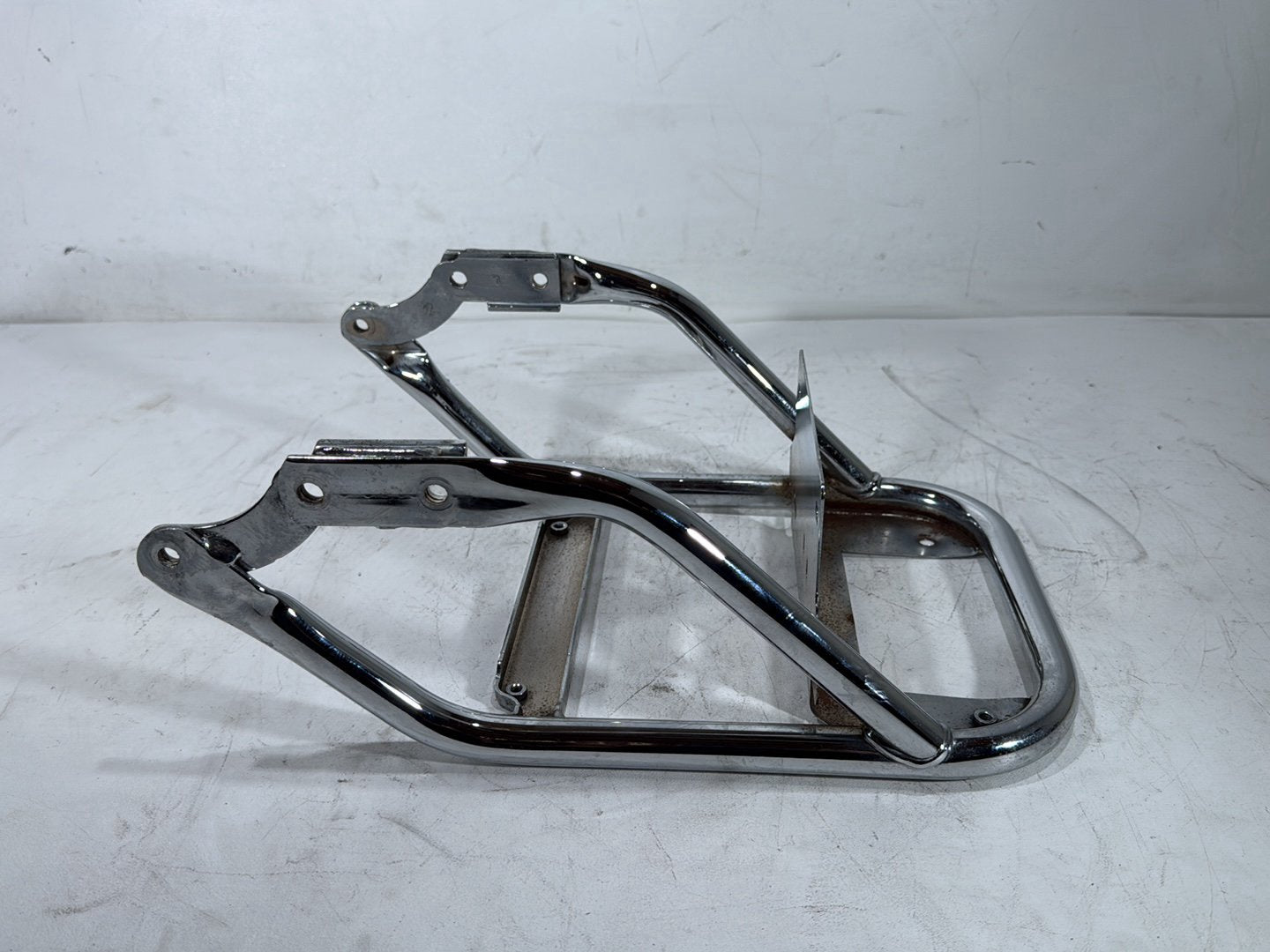 2013 Harley Electra Glide Touring Ultra FLHTCUI OEM Rear Back Luggage Rack Storage Baggage Bar