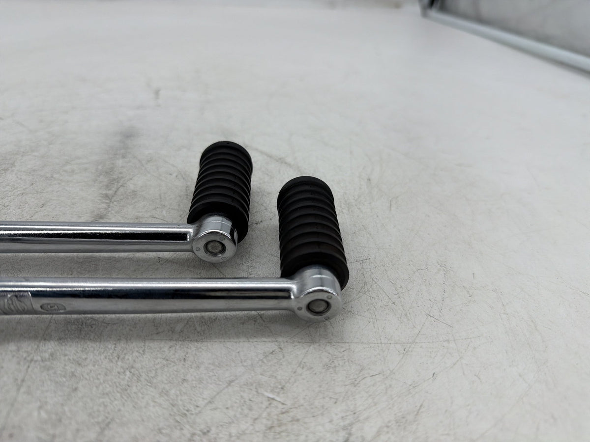 2012 Harley Street Glide Touring FLHX OEM Gear Shifter Lever Pedal Pedals