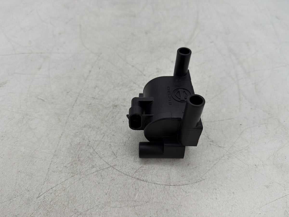 2017 Harley Dyna Street Bob FXDB OEM Ignition Coil Spark Igniter 31696-07A