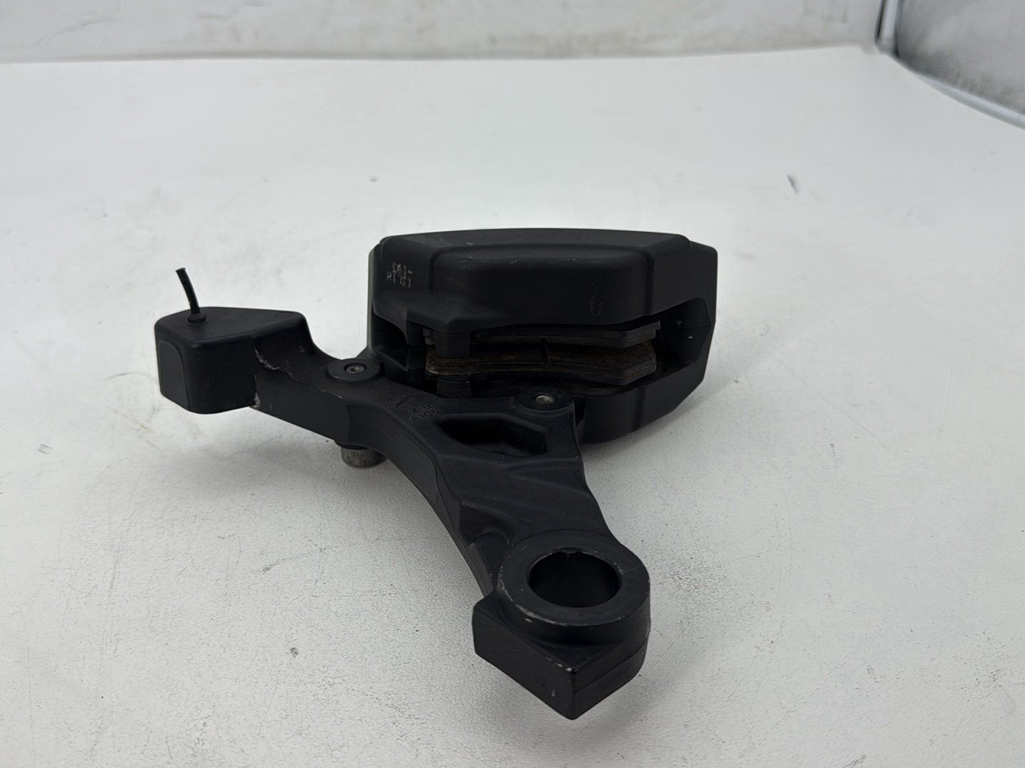 2014 Harley Electra Glide Touring CVO Screamin Eagle OEM Rear Back Brake Caliper w/ Bracket