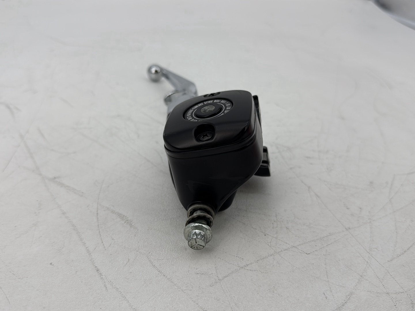 2000 Harley Touring FLHTCI Electra Glide Classic OEM Front Right Brake Lever Master Cylinder
