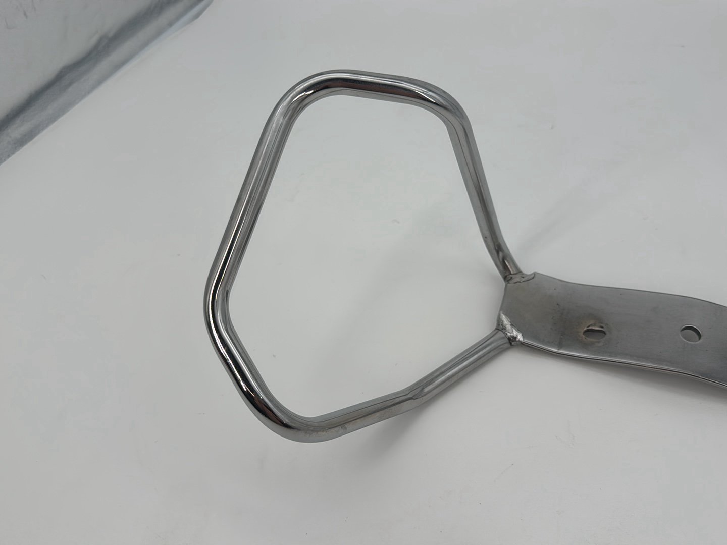 1999 - 2006 Harley-Davidson Touring Electra Glide Classic Rear Passenger Handrail Grab Bar Hand Rail  	91583-99