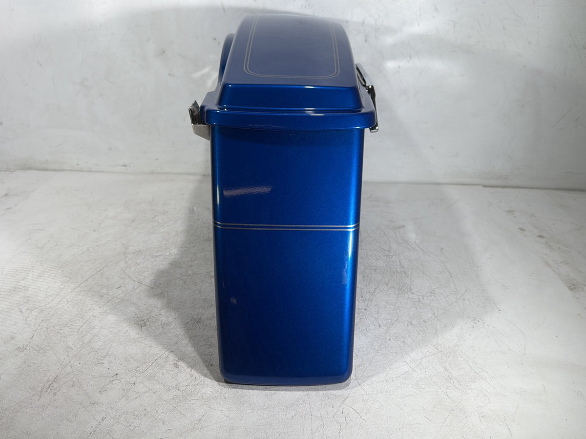 2007 Harley Electra Glide Touring Ultra OEM Right 1 Saddlebag Luggage NO Key