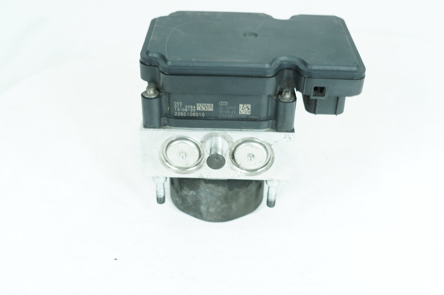 14 Harley Touring FLHTK Electra Glide Ultra OEM ABS Brake Pump &amp; Control Module
