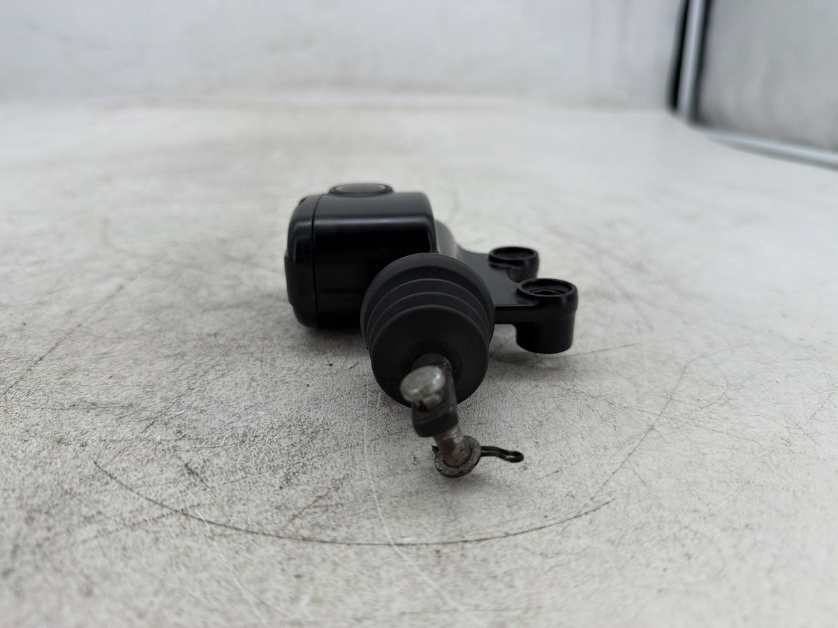 2010 Harley Electra Glide Touring Ultra OEM Rear Brake Master Cylinder Reservoir