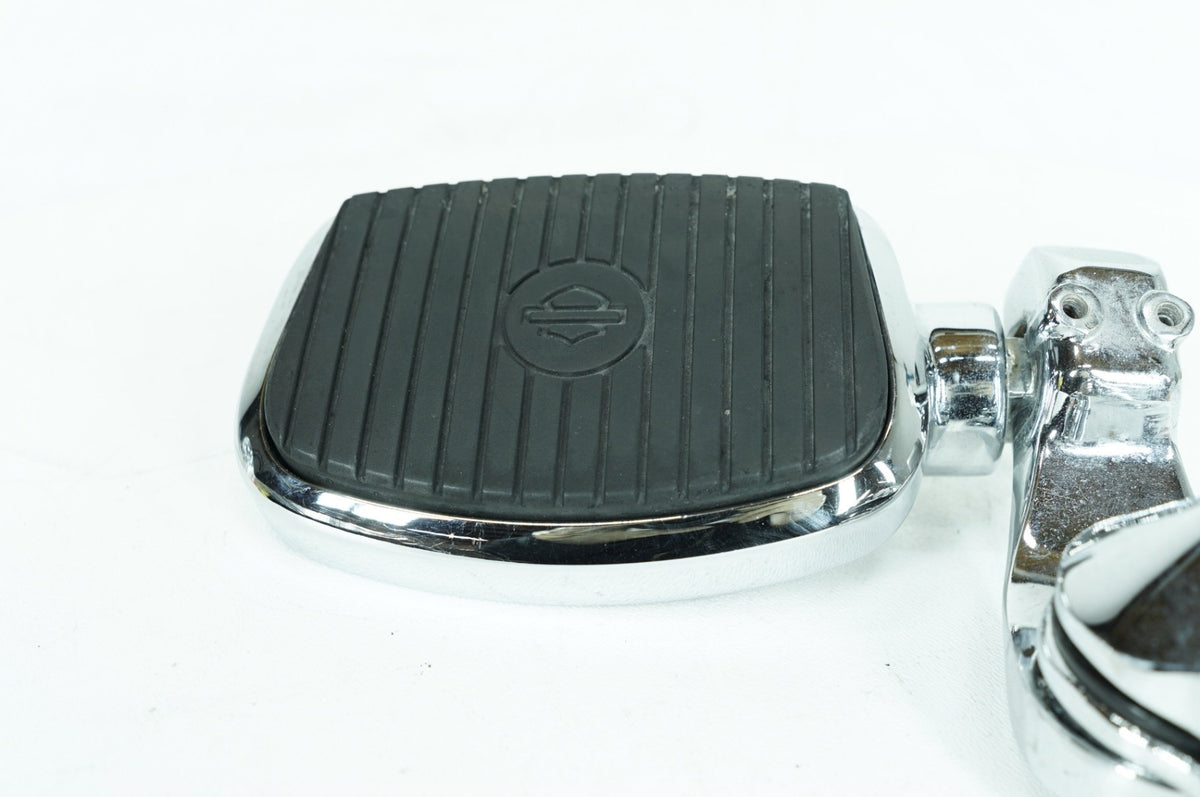 2011 Harley FLHTCU Electra Glide Ultra Front Driver Highway Foot Peg Rest OEM