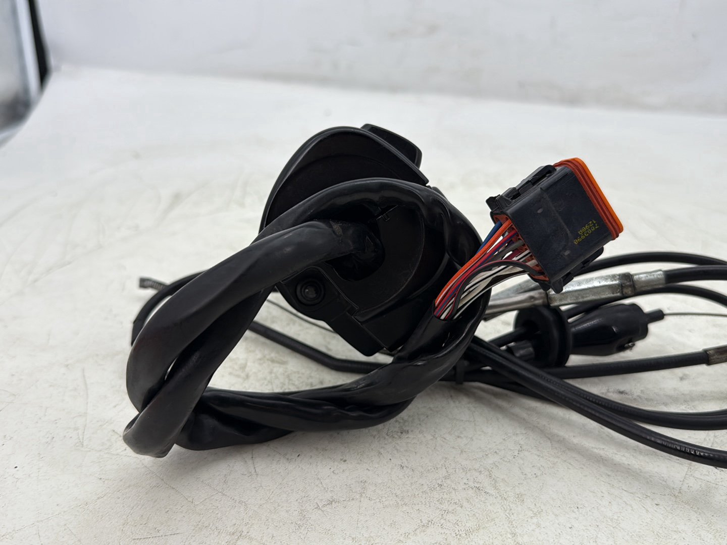 1998 Harley Touring FLHTCUI Electra Glide Ultra OEM Right Engine Start Kill Switches Controls