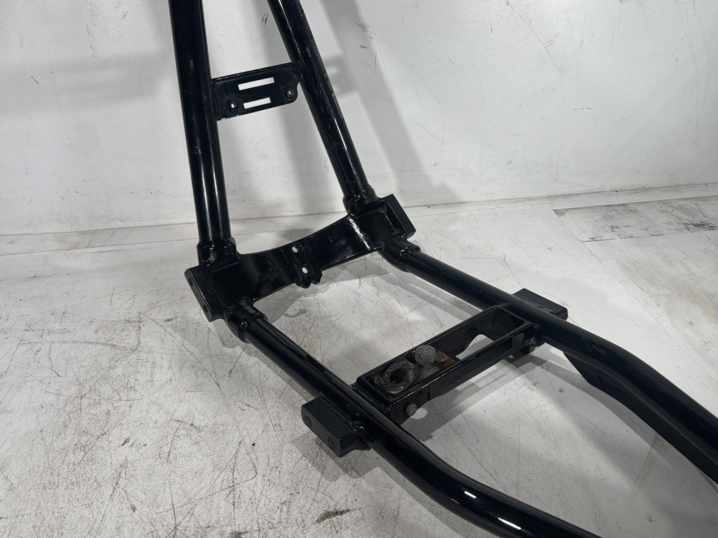 2012 Harley Dyna Fat Bob FXDF 103 OEM Body Main Frame Chassis SLVG