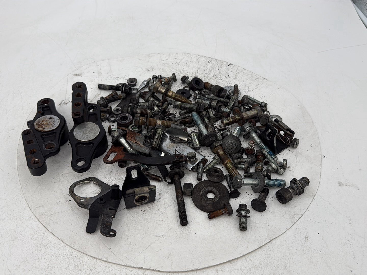 2007 - 2012 Harley-Davidson Touring Street Glide Hardware Bolts Nuts & Brackets w/ Left right Rear Fork Swingarm brackets