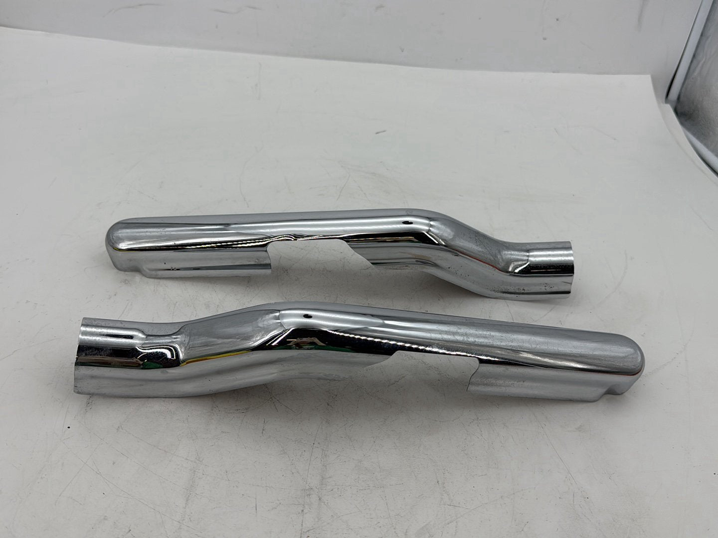2008 Harley Touring FLHTCU Electra Glide Ultra OEM Left Right Saddlebag Fender Struts Brackets